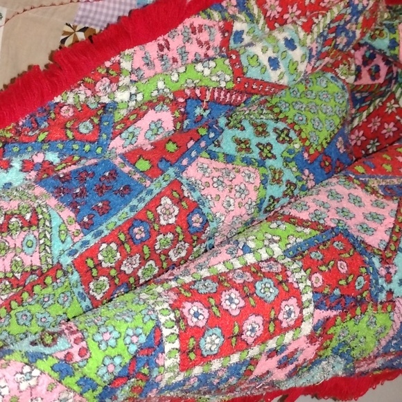 Vintage Round Handmade Patchwork Fringe Quilt Throw/Tablecloth/ Decor 72x72 - Picture 7 of 9